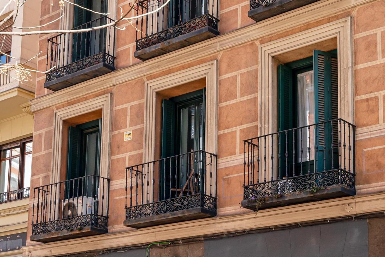 Centrico Plaza Espana - Gran Via Madri Exterior foto